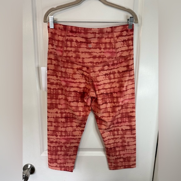 NWT Athleta Women’s Coral Orange Tahiti Island Elation Printed Capris - Size 1X - Picture 4 of 9
